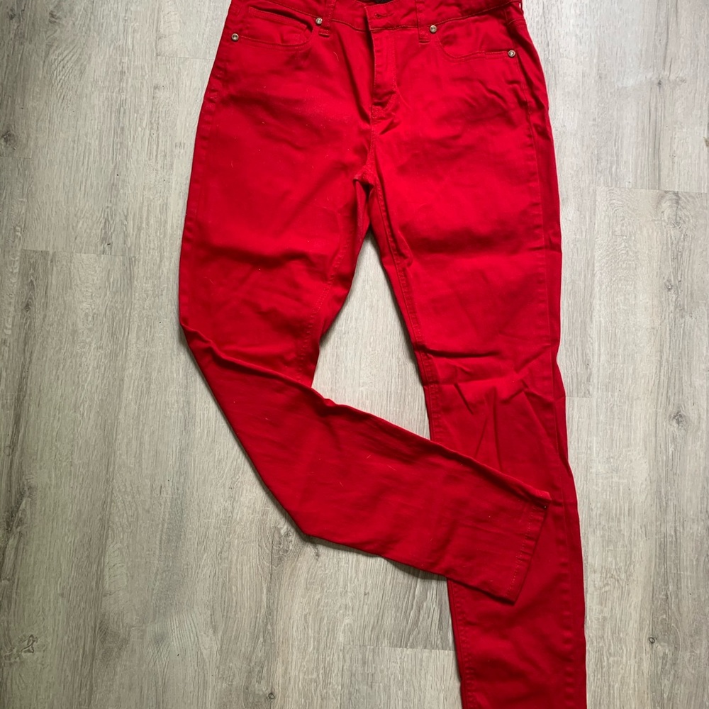 New Directions Weekend stretchy skinny red jeans